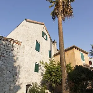 4* krevet i doručak Bed & Breakfast Baguc