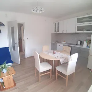 Nina, In City Centre Appartement